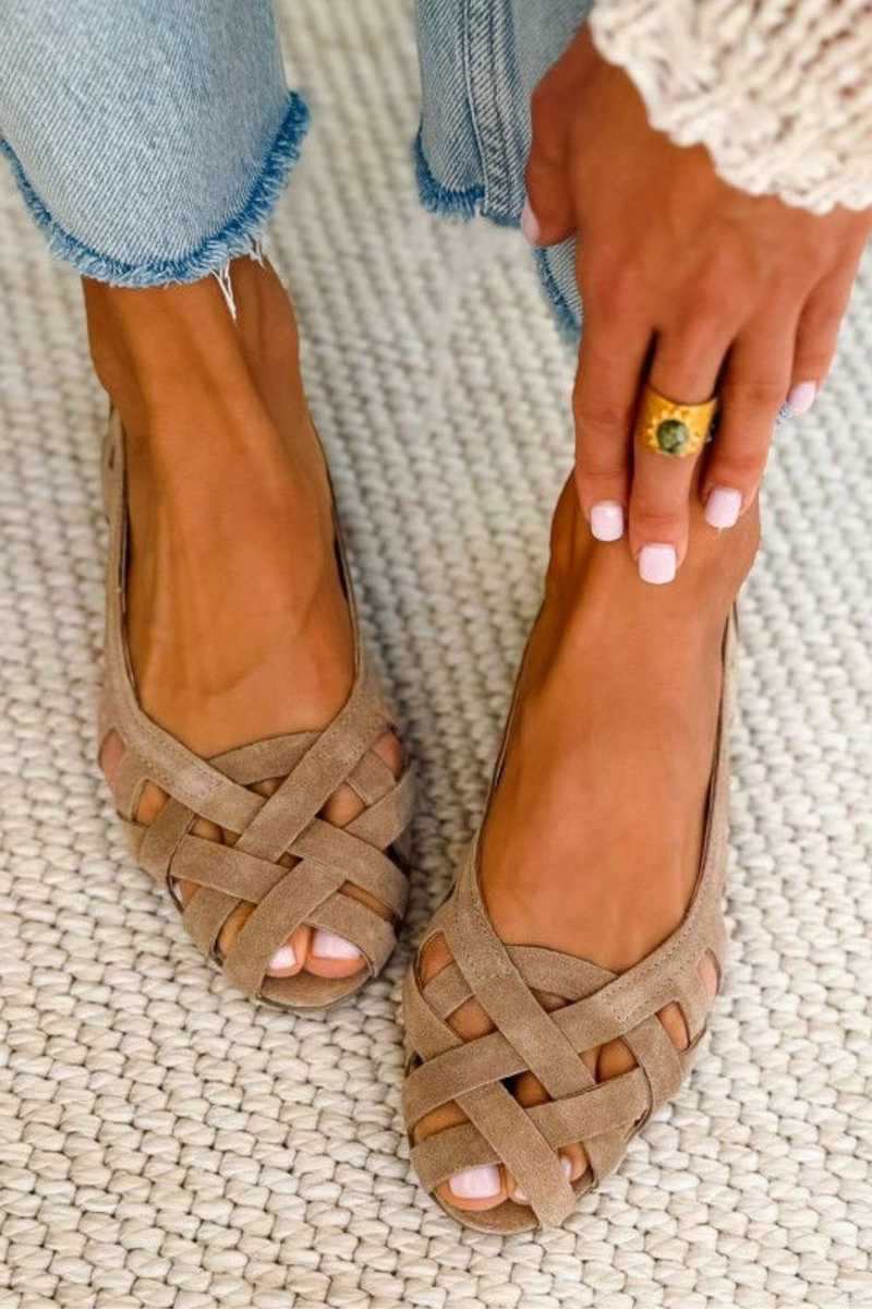ODETTE | Woven Upper Flat Sandals