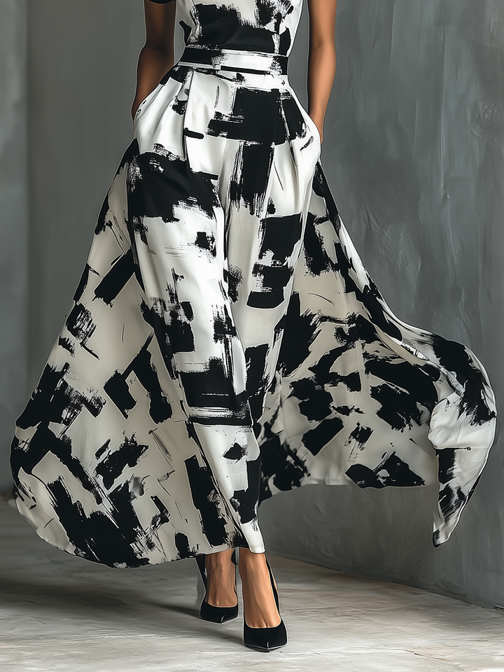 AliceLeon™ | Maxi Dress with Abstract Pattern