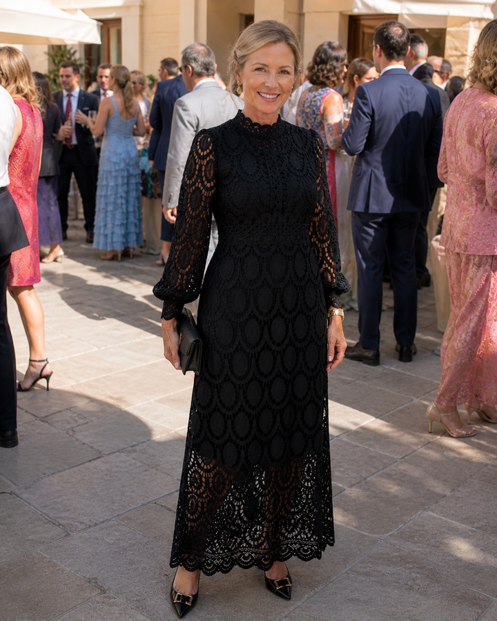 Grace & Parker™ | Lace Midi Dress