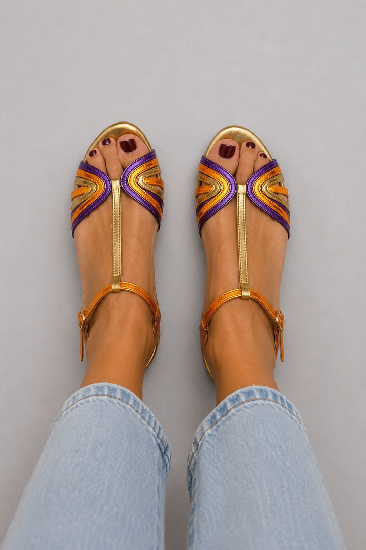 GOLDIE | Buckle Sandals with Colour Strap