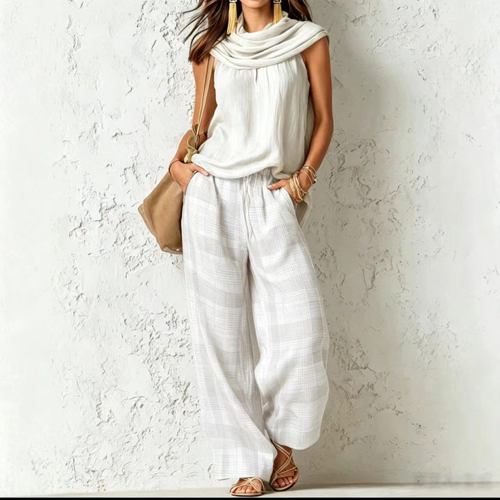 Le Marlowe | Comfortable Two-Piece Set