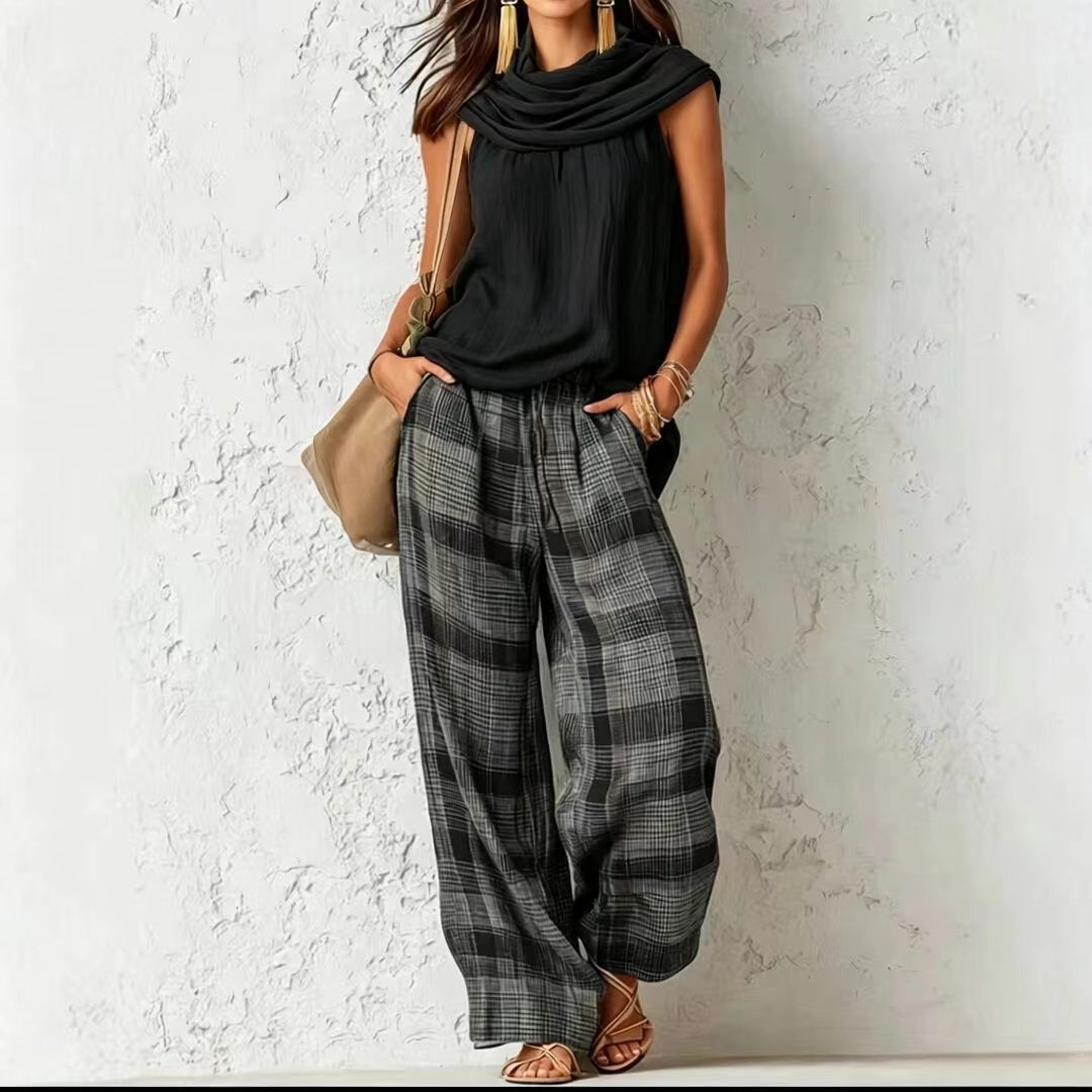 Le Marlowe | Comfortable Two-Piece Set