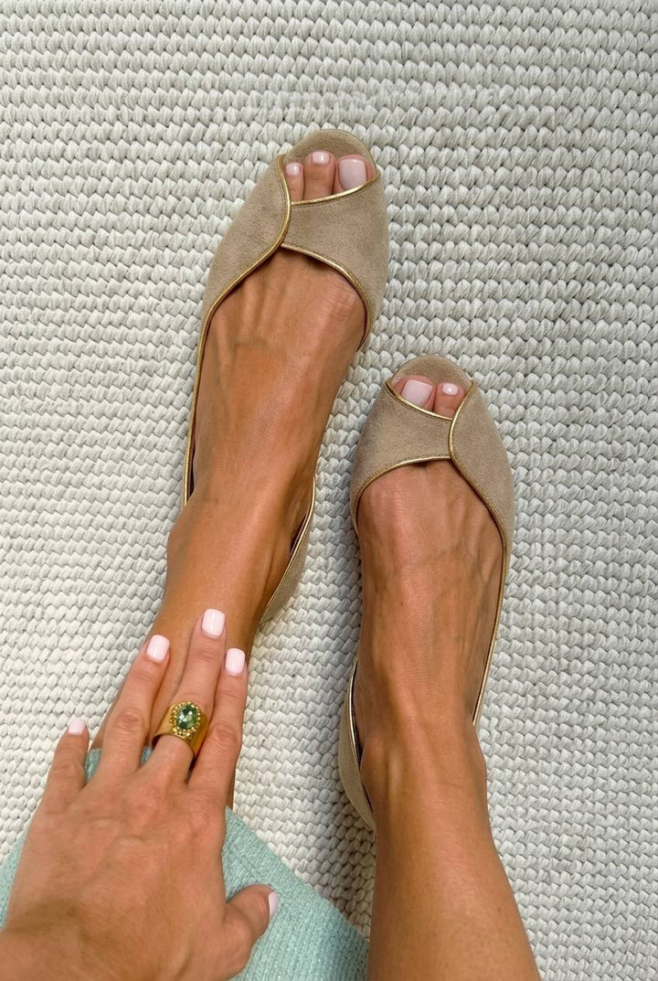 EVELYN | D'Orsay Open Toe Flats