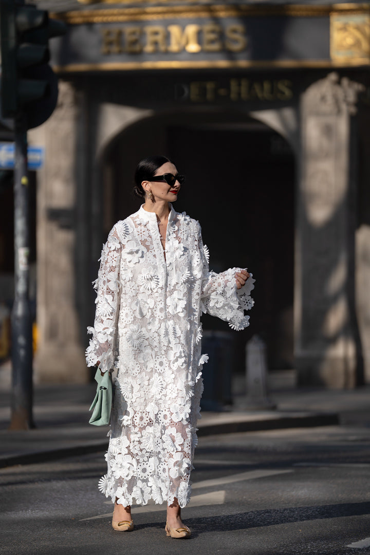Estelle | Dress in White Lace