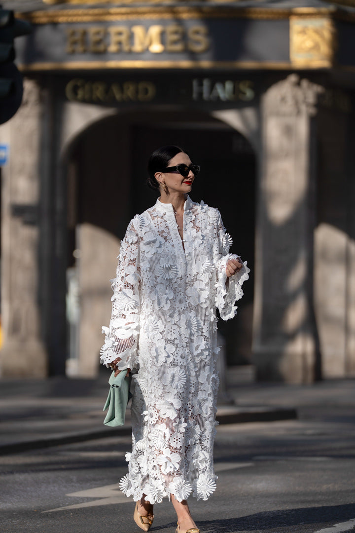 Estelle | Dress in White Lace