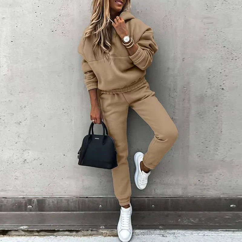 Lavinia | Women's Tracksuit Hoodie and Joggers Set