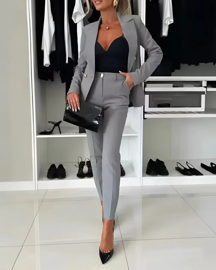 Victoria | Double Breasted Suit Set with Notched Lapels